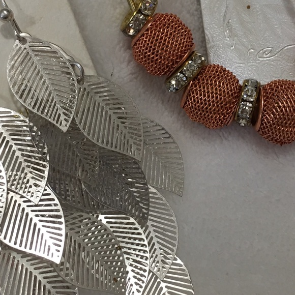 Earrings Bundle - Picture 3 of 3